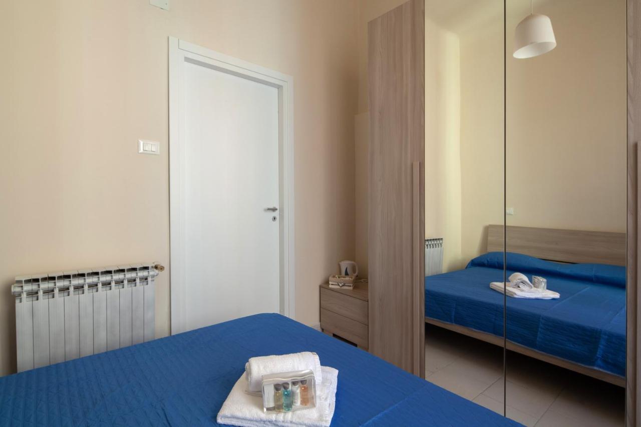 Rent Rooms 斯培西亚 外观 照片