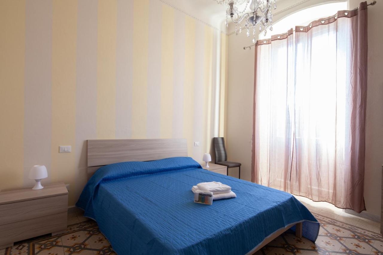 Rent Rooms 斯培西亚 外观 照片